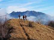 Monte VACCAREGGIO (1474 m) da Lavaggio di Dossena il 27 dicembre 2023 - FOTOGALLERY